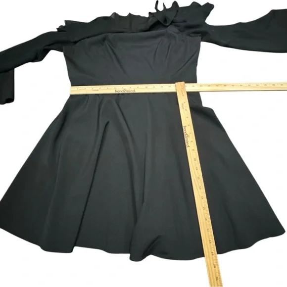 Hell bunny feminine goth dress - Picture 5 of 9